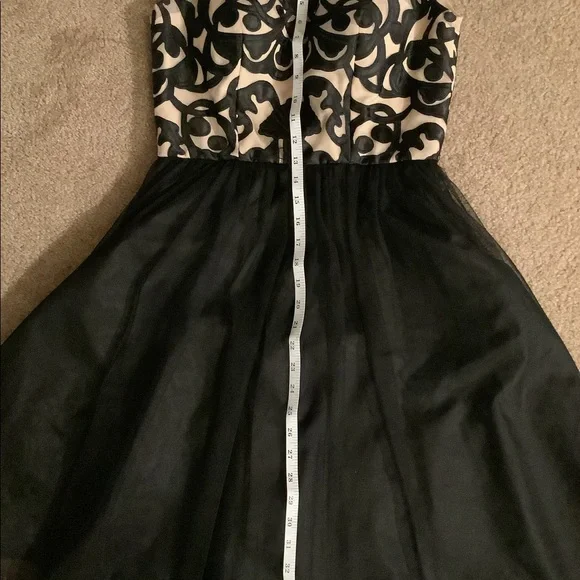 Jackie Jon Dress - Picture 7 of 13